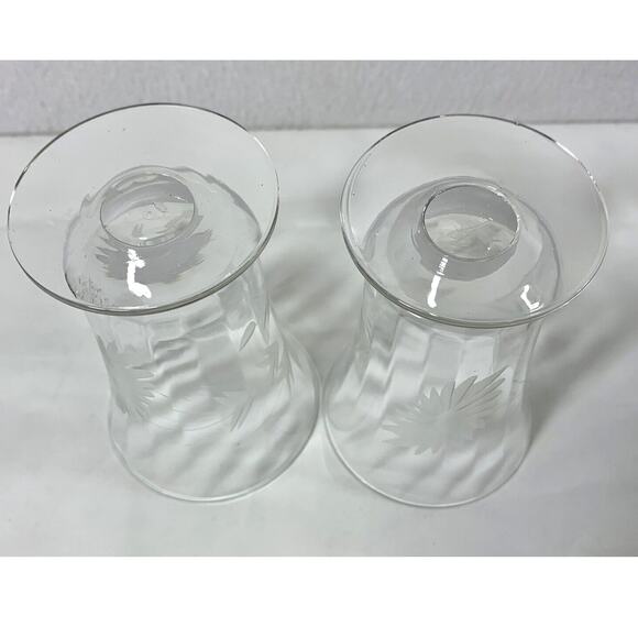 2 Vintage Cordial Glasses Etched Floral Leaf Design 4" Wine Juice - Picture 6 of 6